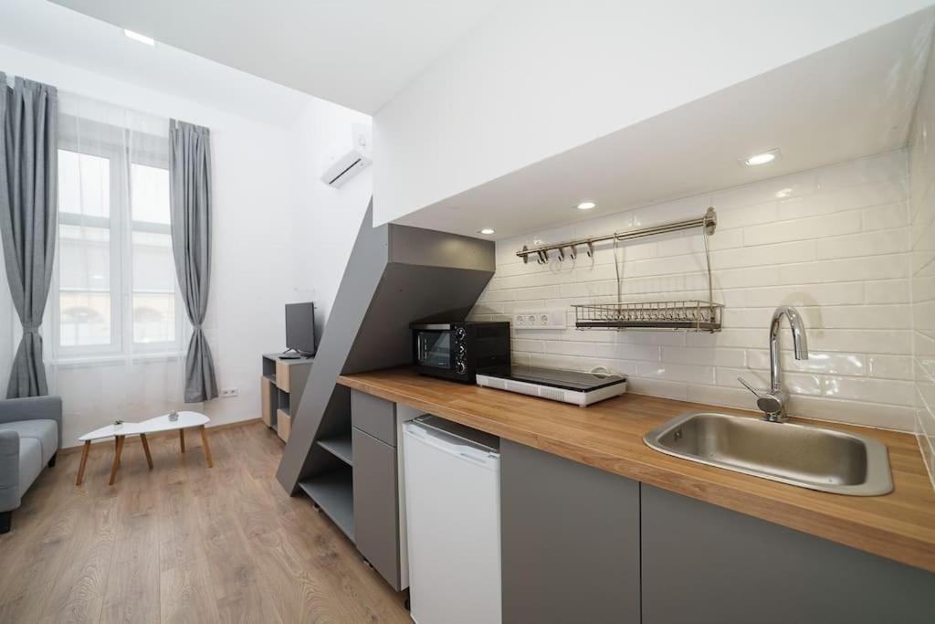 Cityscape Budget Apartments Kerepesi Budapest Esterno foto